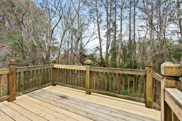 3025 Oakwood Drive, Jacksonville, NC 28546