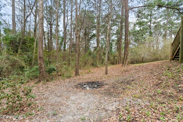 3025 Oakwood Drive, Jacksonville, NC 28546