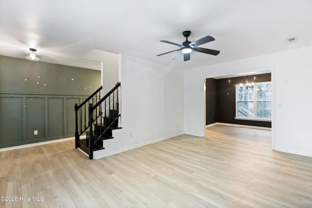 3025 Oakwood Drive, Jacksonville, NC 28546