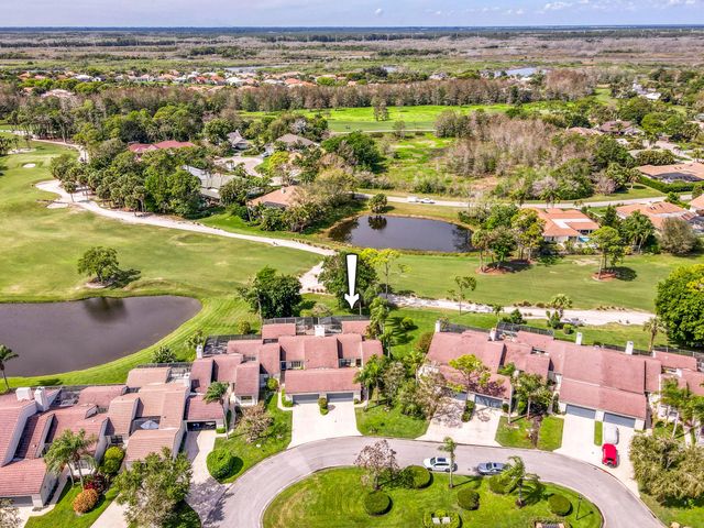 18 Edinburgh Drive, Palm Beach Gardens, FL 33418