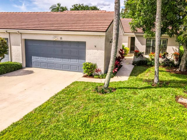 18 Edinburgh Drive, Palm Beach Gardens, FL 33418