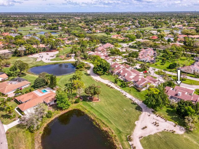 18 Edinburgh Drive, Palm Beach Gardens, FL 33418