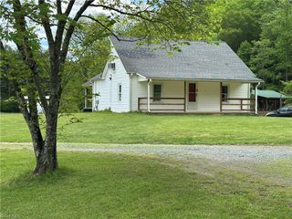 813 Blevins Store Road, Mount Airy, NC 27030