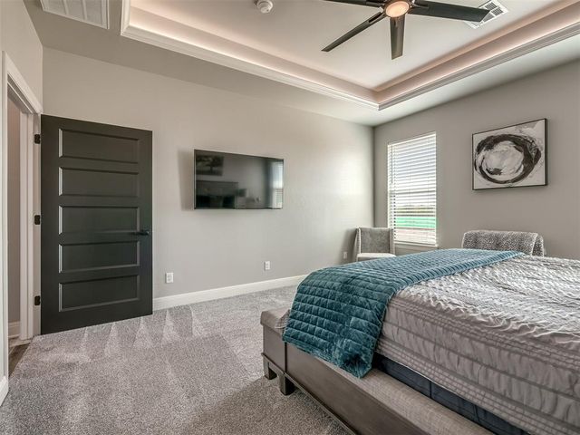 2214 W Cole Drive, Mustang, OK 73064