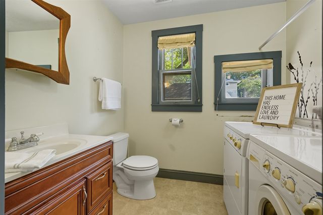 1317 N Clinton Boulevard, Bloomington, IL 61701