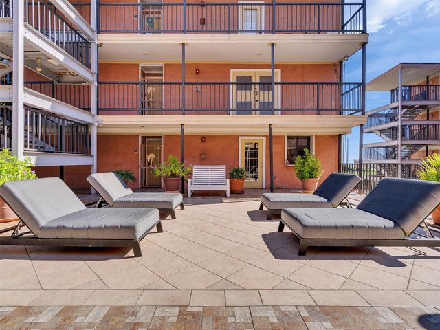 6300 Seawall Boulevard, Galveston, TX 77551