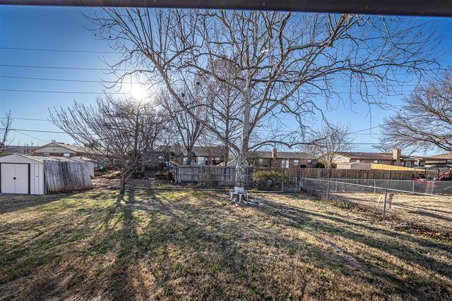 1610 NW 75th Street, Lawton, OK 73505