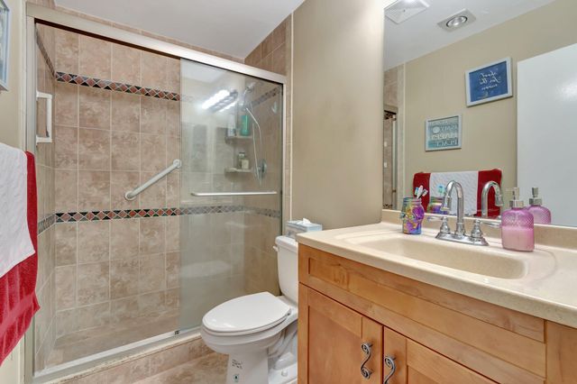 6118 La Palma Lane, Delray Beach, FL 33484