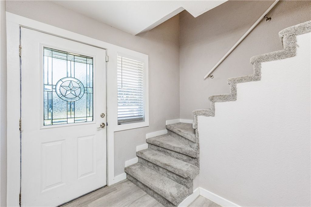 338 Belmont Dr SW, Corpus Christi, TX 78418 — photo 4