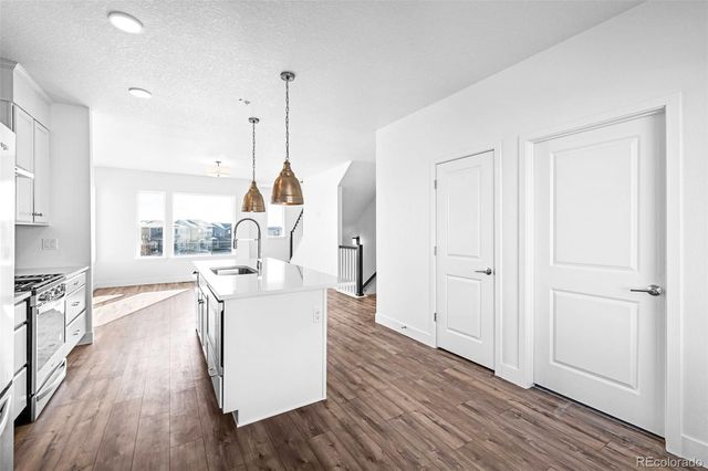 2676 W 68th Avenue, Denver, CO 80221