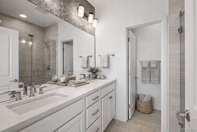 2676 W 68th Avenue, Denver, CO 80221