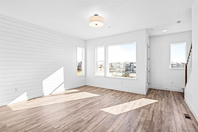 2676 W 68th Avenue, Denver, CO 80221