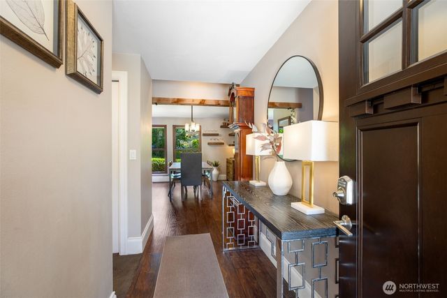 1905 216th Avenue SE, Sammamish, WA 98075