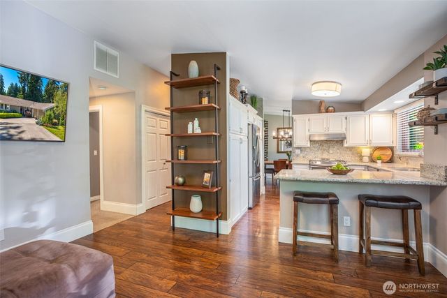 1905 216th Avenue SE, Sammamish, WA 98075