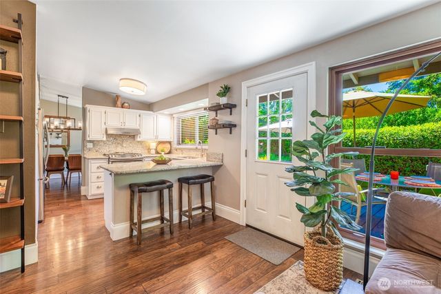 1905 216th Avenue SE, Sammamish, WA 98075