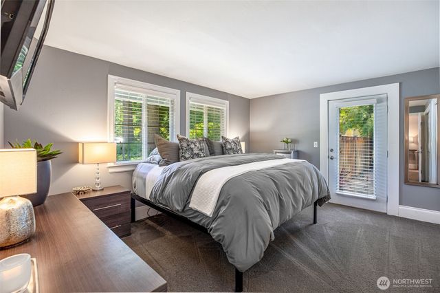 1905 216th Avenue SE, Sammamish, WA 98075
