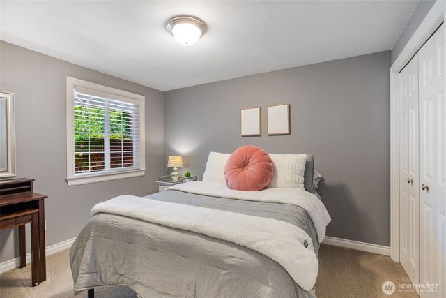 1905 216th Avenue SE, Sammamish, WA 98075