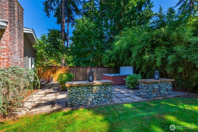 1905 216th Avenue SE, Sammamish, WA 98075
