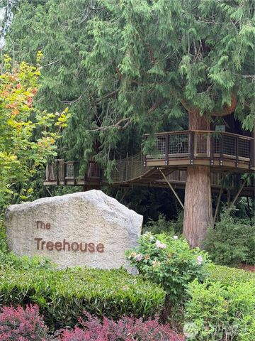 1905 216th Avenue SE, Sammamish, WA 98075