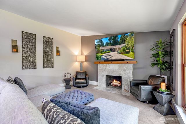 1905 216th Avenue SE, Sammamish, WA 98075