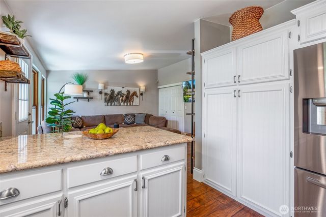 1905 216th Avenue SE, Sammamish, WA 98075