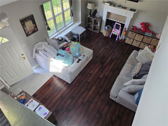 790 Myers Drive, Tonganoxie, KS 66086