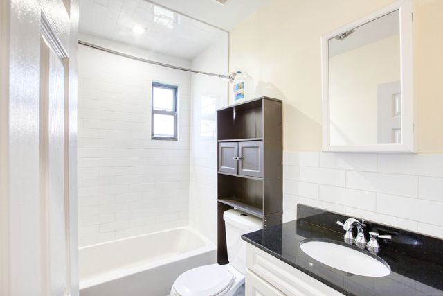 180 Willow Street 1st FL, Waterbury, CT 06710