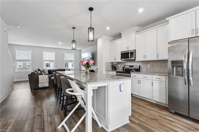 1510 Stanford LN, Newport News, VA 23608