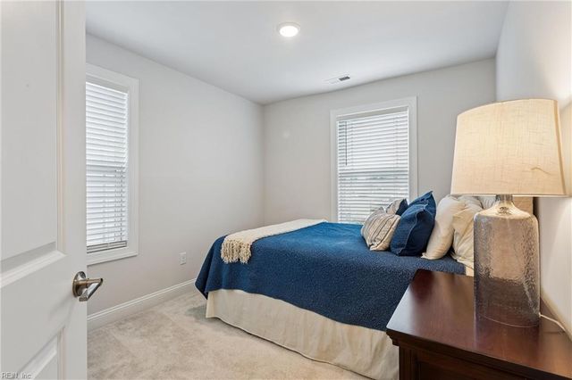 1510 Stanford LN, Newport News, VA 23608