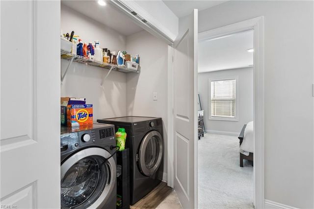 1510 Stanford LN, Newport News, VA 23608