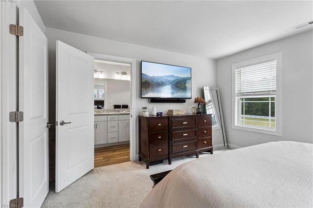 1510 Stanford LN, Newport News, VA 23608