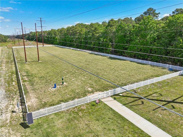 1510 Stanford LN, Newport News, VA 23608