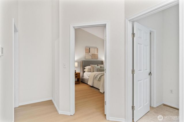 16576 NE 97th Place, Redmond, WA 98052