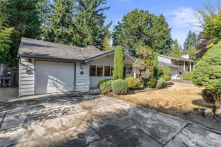 16576 NE 97th Place, Redmond, WA 98052