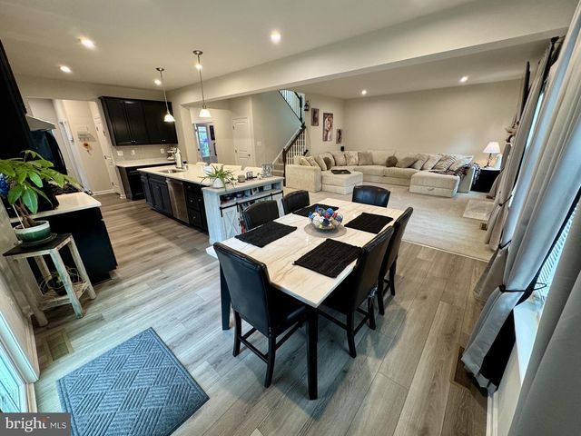 203 BRAEBURN DR, Atglen, PA 19310
