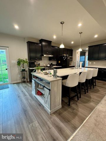 203 BRAEBURN DR, Atglen, PA 19310