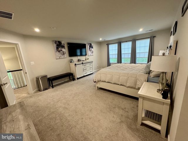 203 BRAEBURN DR, Atglen, PA 19310