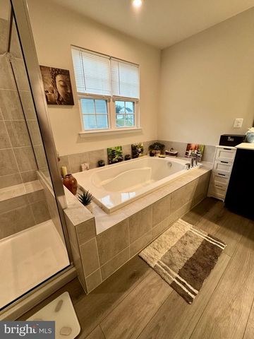 203 BRAEBURN DR, Atglen, PA 19310