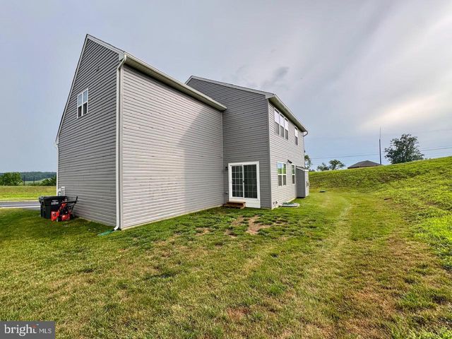 203 BRAEBURN DR, Atglen, PA 19310