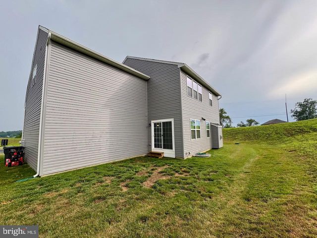 203 BRAEBURN DR, Atglen, PA 19310