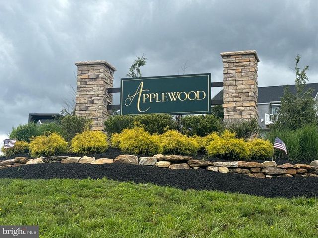 203 BRAEBURN DR, Atglen, PA 19310