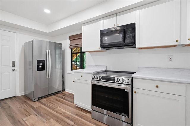 242 Muddy River Road, Lawrenceville, GA 30043