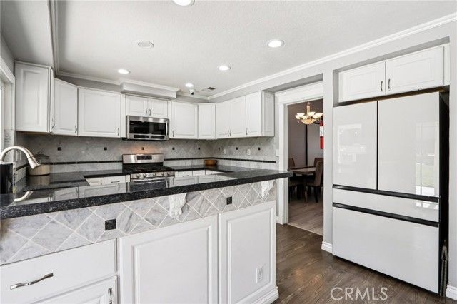 1278 Millbrook, Corona, CA 92882