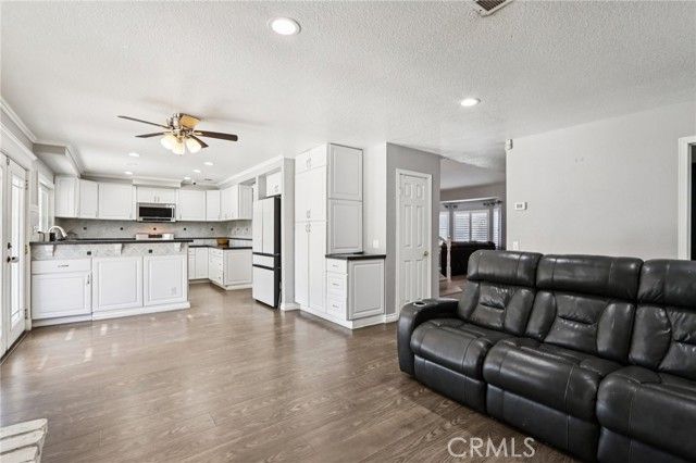 1278 Millbrook, Corona, CA 92882