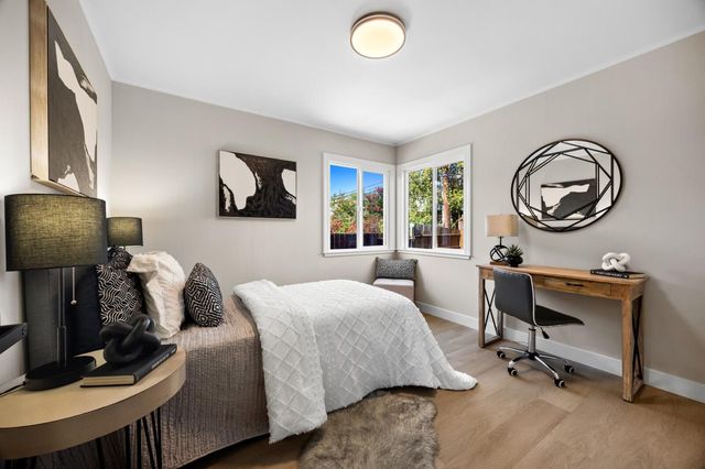 725 Guildford Avenue, San Mateo, CA 94402