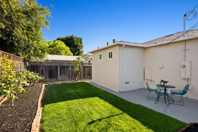 725 Guildford Avenue, San Mateo, CA 94402