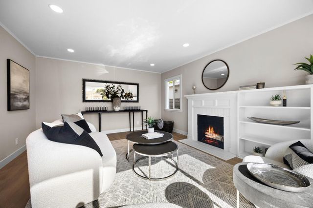 725 Guildford Avenue, San Mateo, CA 94402