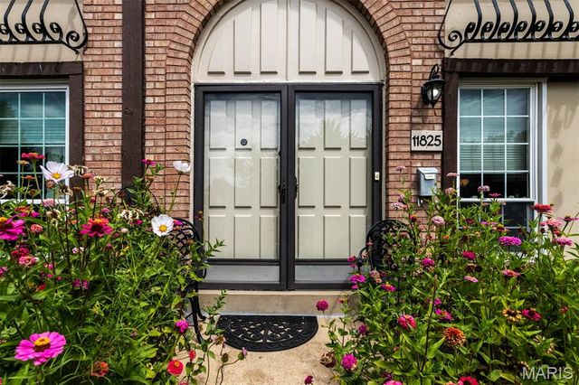 11825 Villa Dorado Drive, Unincorporated, MO 63146