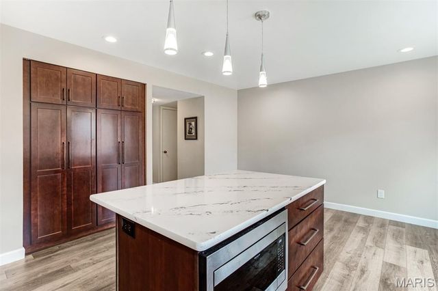 11825 Villa Dorado Drive, Unincorporated, MO 63146