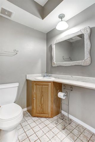 11825 Villa Dorado Drive, Unincorporated, MO 63146